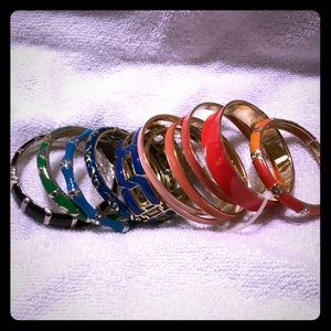 Bangle bracelet